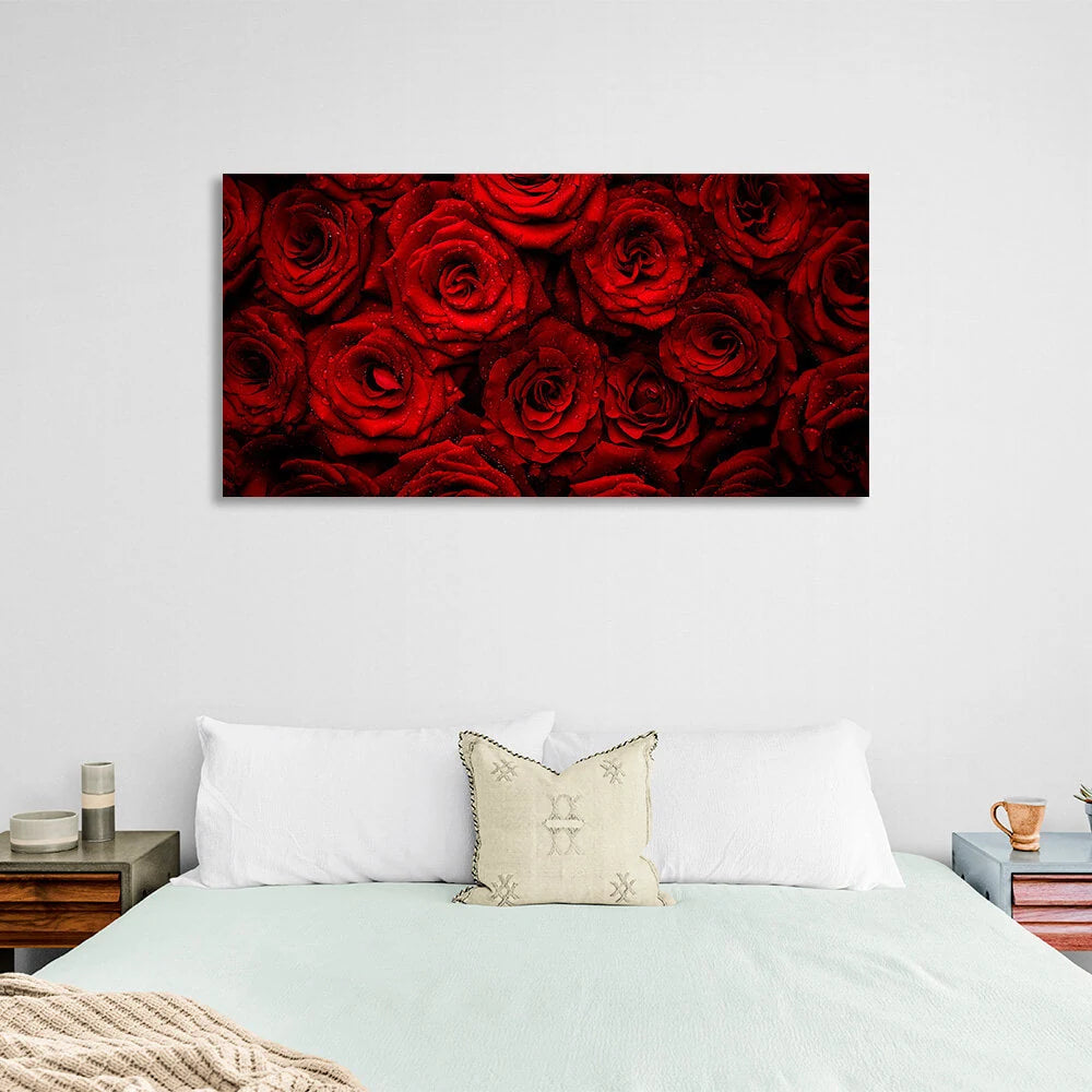 Leinwandbild „Rote Rosen mit Wassertropfen“