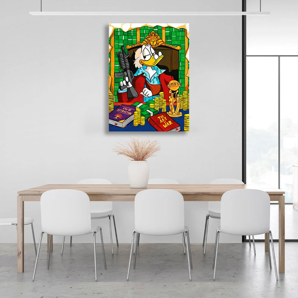 Dagobert Duck mit der Pistole auf dem Stuhl auf dem Geldtisch, inspirierender Kunstdruck auf Leinwand