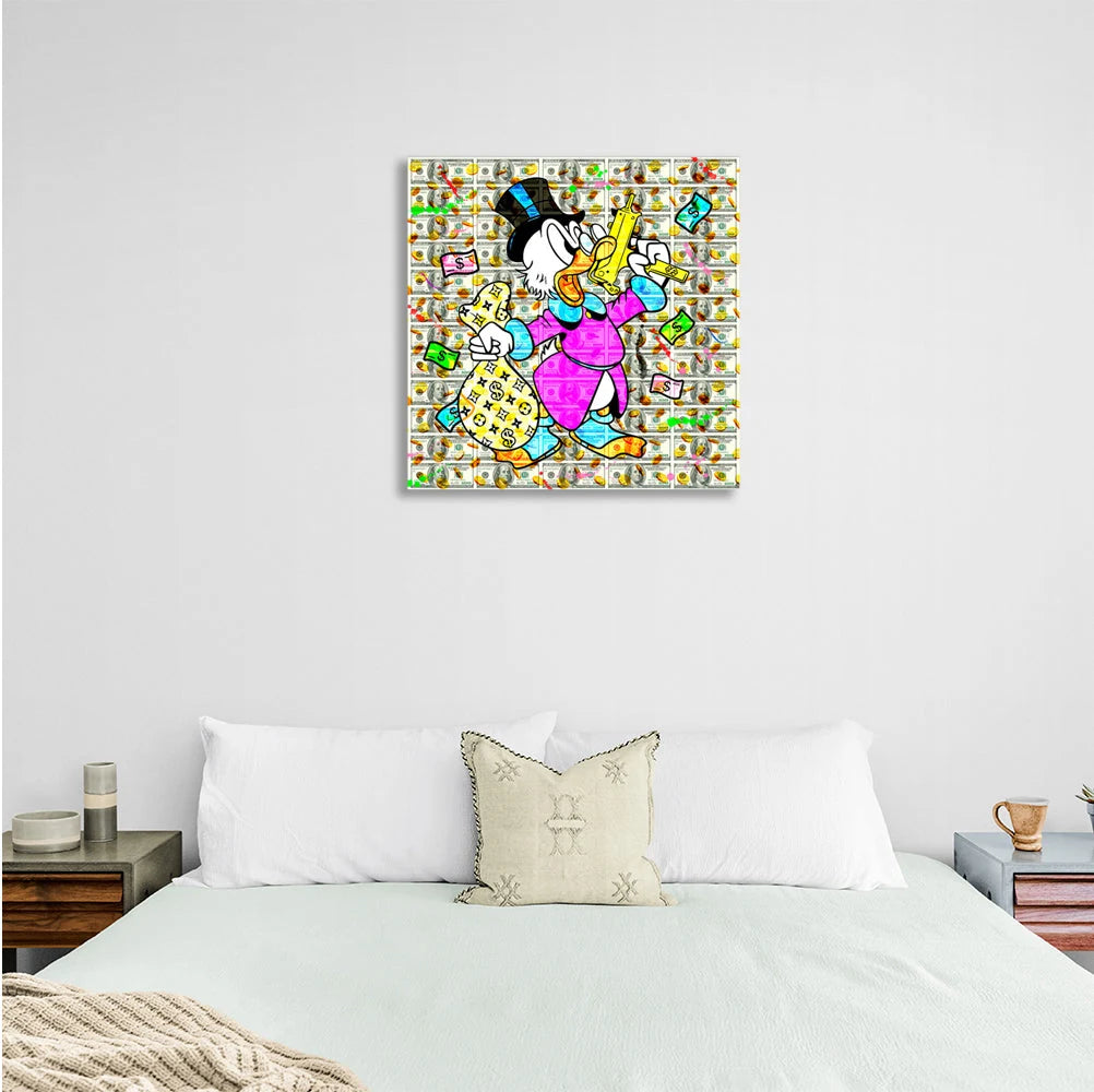 Dagobert Duck mit einem Sack voll Geld und einer Pistole – Inspirierender Kunstdruck auf Leinwand