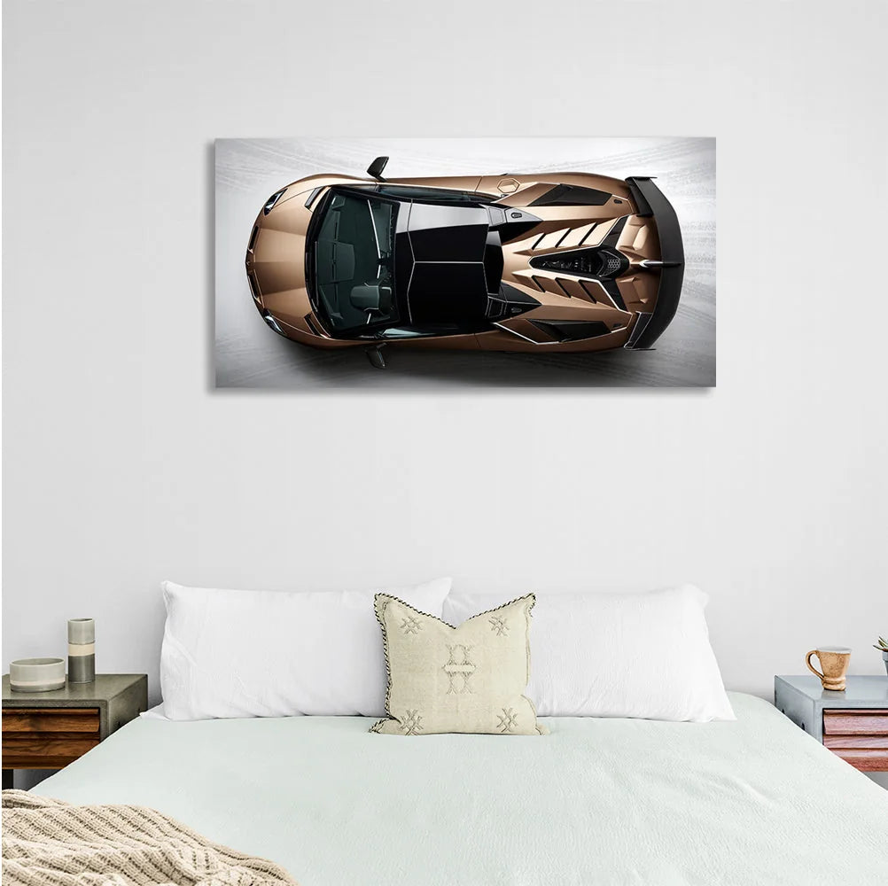 Das Auto ist ein brauner Lamborghini-Kunstdruck auf Leinwand.