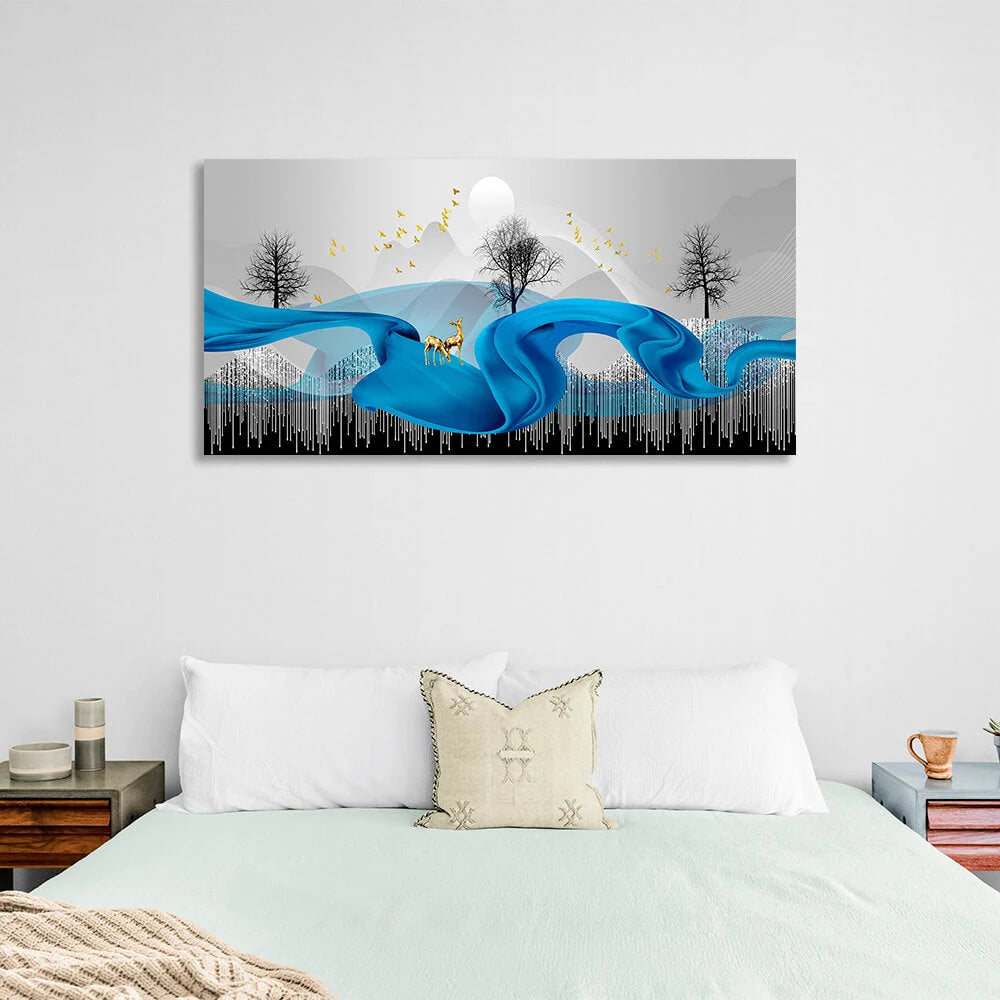 Zwei goldene Hirsche auf einer blauen Feder. Abstrakter Kunstdruck auf Leinwand