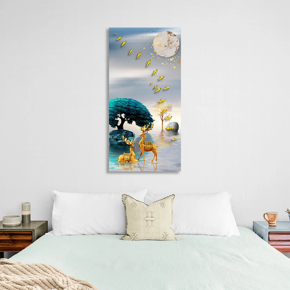 Zwei goldene Hirsche in einem Fluss mit einem blaugrünen Baum Abstrakter Leinwand-Kunstdruck
