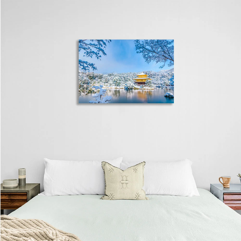 Leinwandbild „Winter – Traditionelles japanisches Haus“
