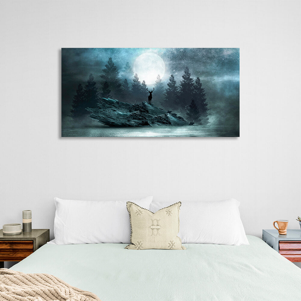 Kunstdruck auf Leinwand, Motiv: Ein Hirsch auf einer Klippe vor einer Waldkulisse im Mondlicht