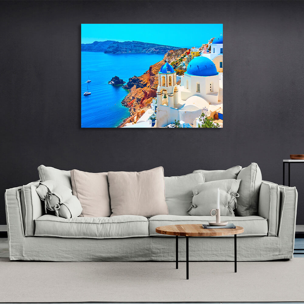 Blick auf Santorini Tira – blaue Kuppeln, traditionelle weiße Häuser, Leinwand-Kunstdruck