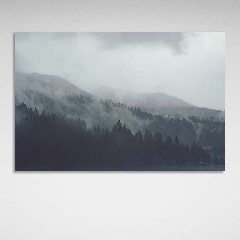 Kunstdruck auf Leinwand, Nebel, der von den Bergen herabkommt