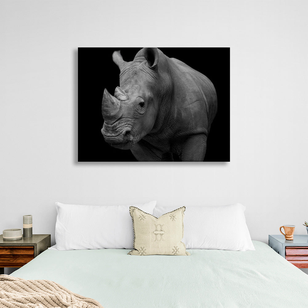 Kunstdruck auf Leinwand, Motiv: Nashorn auf schwarzem Hintergrund