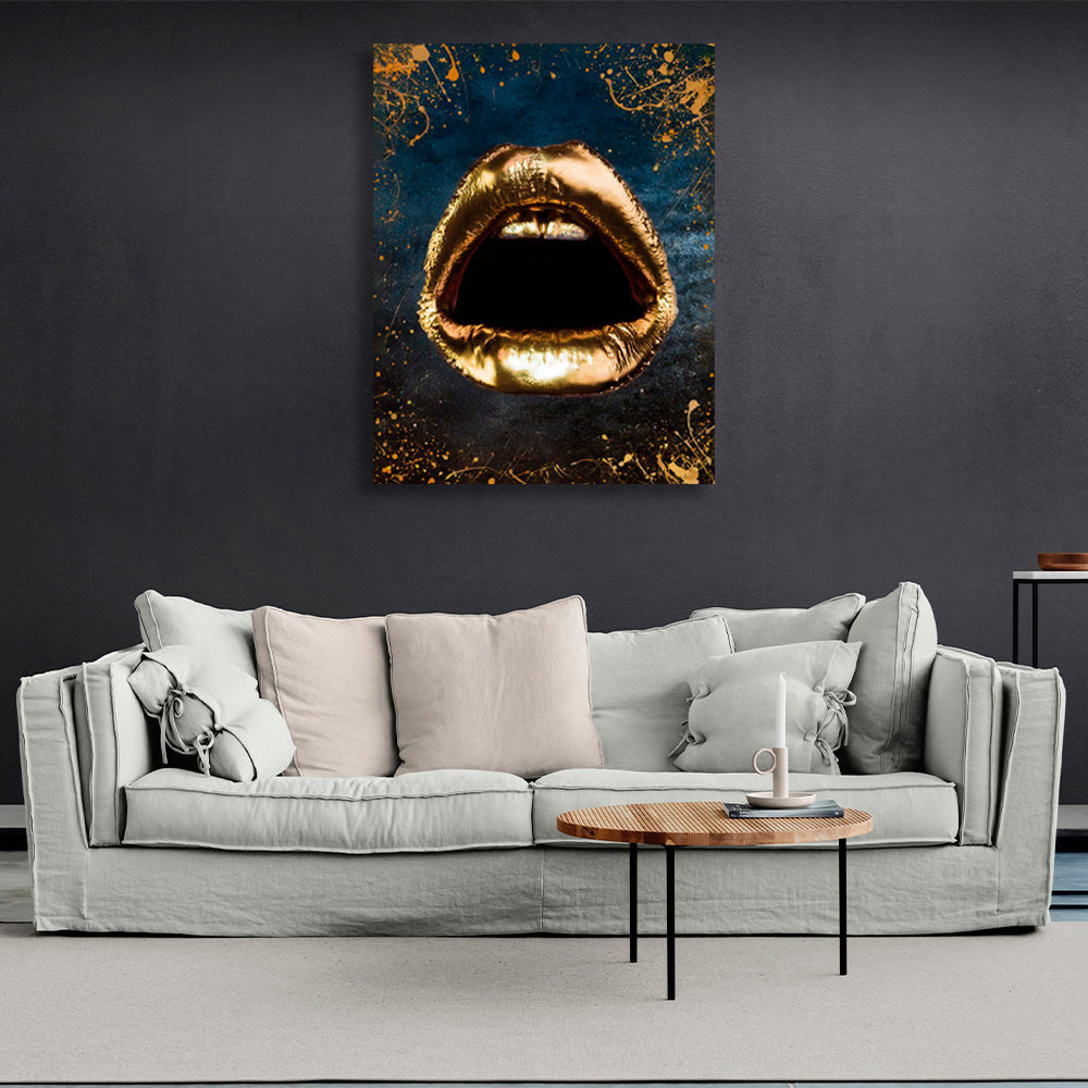 Goldene Lippen und Zähne auf blauem Hintergrund mit goldenen Punkten – Kunstdruck auf Leinwand