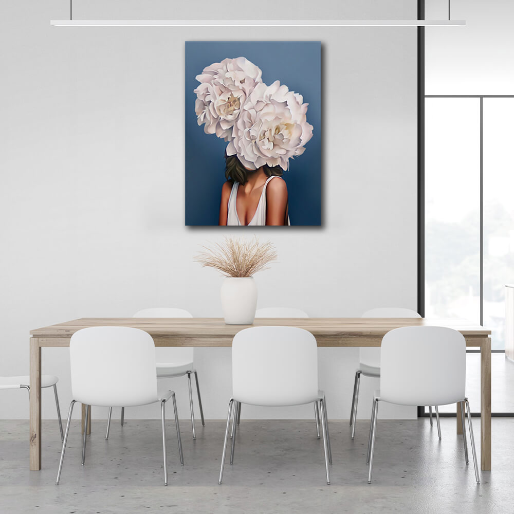 Kunstdruck auf Leinwand mit Frau und Blumen auf blauem Hintergrund