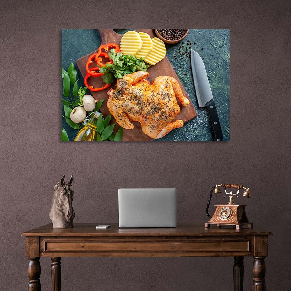 Kunstdruck auf Leinwand für die Küche, gegrilltes Hähnchen mit Gemüse auf einem Brett, horizontal 2