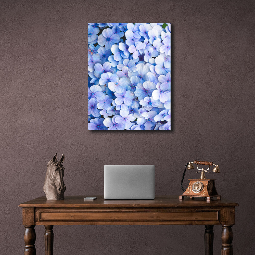 Leinwandbild „Innenraum – Blaue Blumen“