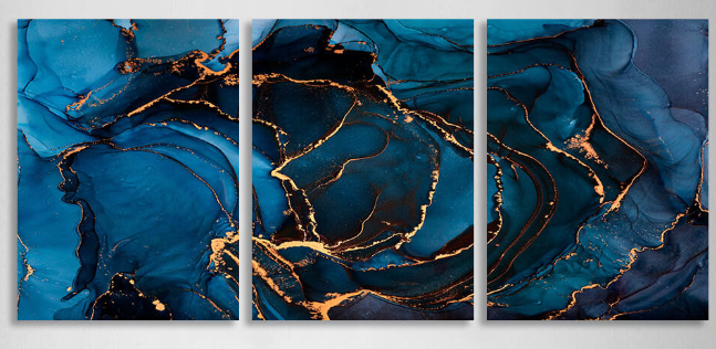 Modularer, abstrakter Kunstdruck auf blauer Leinwand mit goldenen Elementen, mehrere Teile